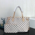 LOUIS VUITTON NEVERFULL PM