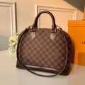 LOUIS VUITTON ALMA PM