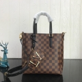 LOUIS VUITTON BELMONT PM