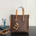 LOUIS VUITTON BELMONT PM