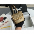 CHANEL SMALL KISS-LOCK BAG