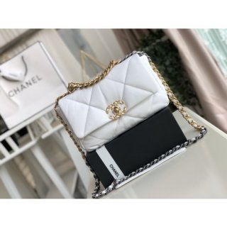 CHANEL 19 FLAP BAG