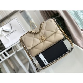 CHANEL 19 FLAP BAG