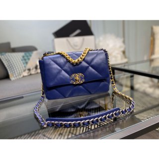 CHANEL 19 FLAP BAG