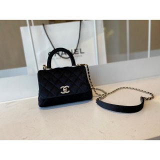 CHANEL MINI FLAP BAG WITH TOP HANDLE