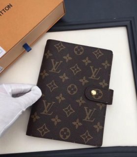 Louis Vuitton Agenda Cover