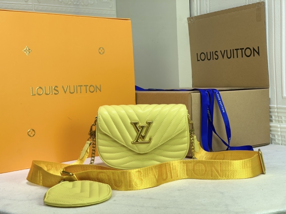 LOUIS VUITTON Multi Pochette New Wave