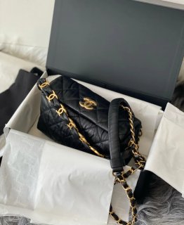 CHANEL HANDLE bag