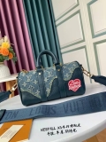 Louis Vuitton Speedy bag