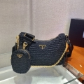 PRADA Re-Edition 2005 Raffia Bag