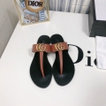 GUCCI Leather Thong Sandal With Double G