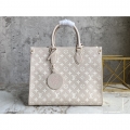 LOUIS VUITTON ONTHEGO MM