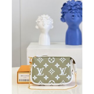 LOUIS VUITTON MINI POCHETTE ACCESSOIRES