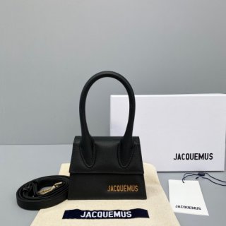 JACQUEMUS Le Chiquito Mini Bag