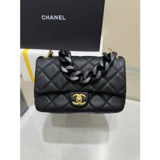 CHANEL FLAP BAG 22CM