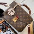 Louis Vuitton Pochette Metis