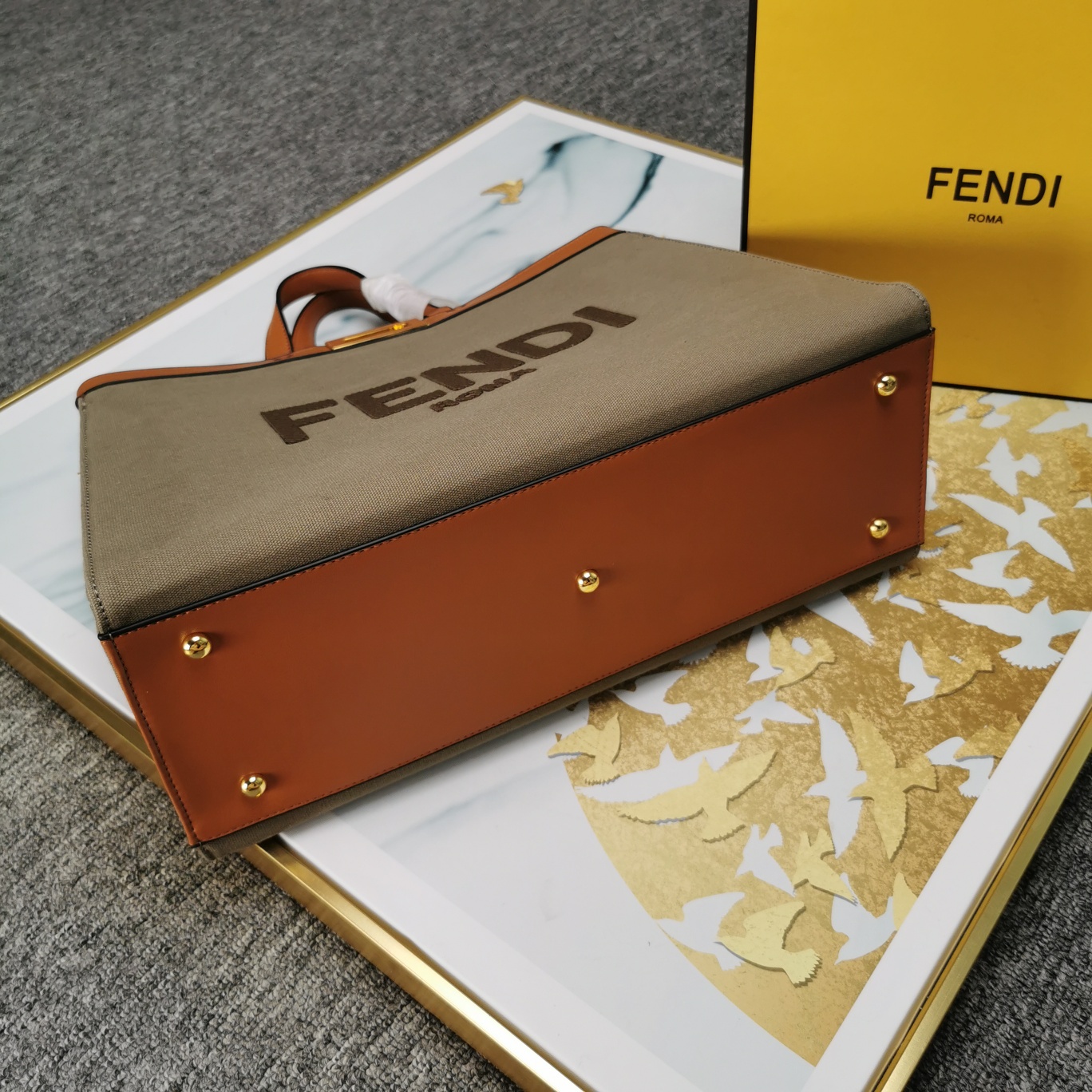 FENDI PEEKABOO X-TOTE [Fen022] - $368.00 : Zoyebags.ru